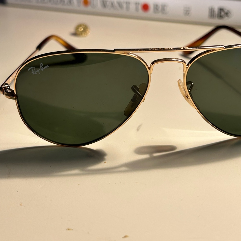 AUTHENTIC RAYBAN Sunglasses— AVIATOR METAL II— Gold Polished Frame + Green Lens